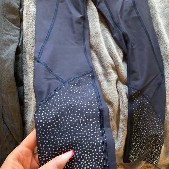 Size 4 Lululemon legging package deal - Picture 4 of 5